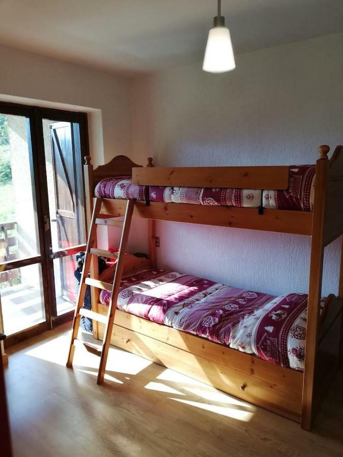 Grande Casa Di Famiglia Apartment Temu Luaran gambar